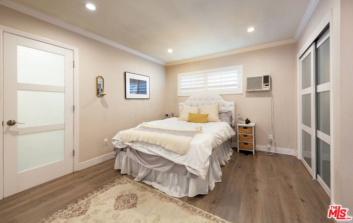 Apartment for rent at 938 Palm Ave #938-8, West Hollywood, CA 90069