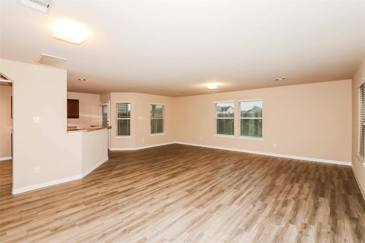 Apartment for rent at 18810 Brescia Lane, Katy, TX 77449