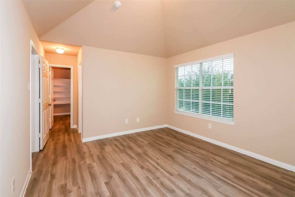 Apartment for rent at 18810 Brescia Lane, Katy, TX 77449