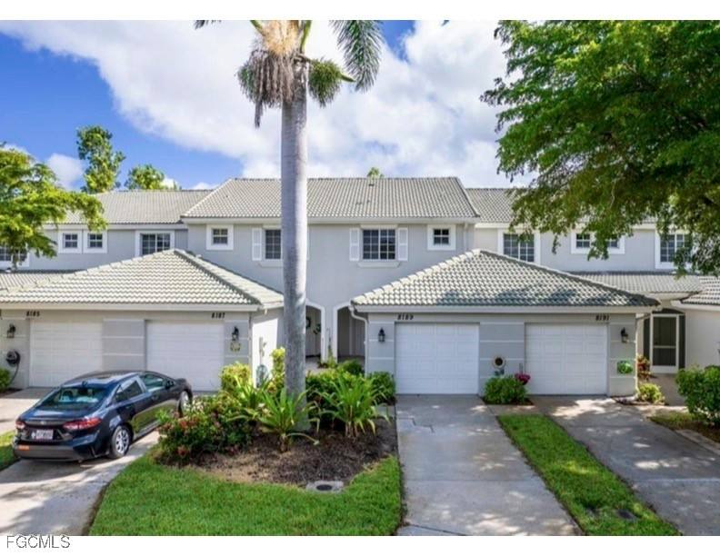 Townhouse for rent at 10052 Pacific Pines Ave, Fort Myers, FL 33966