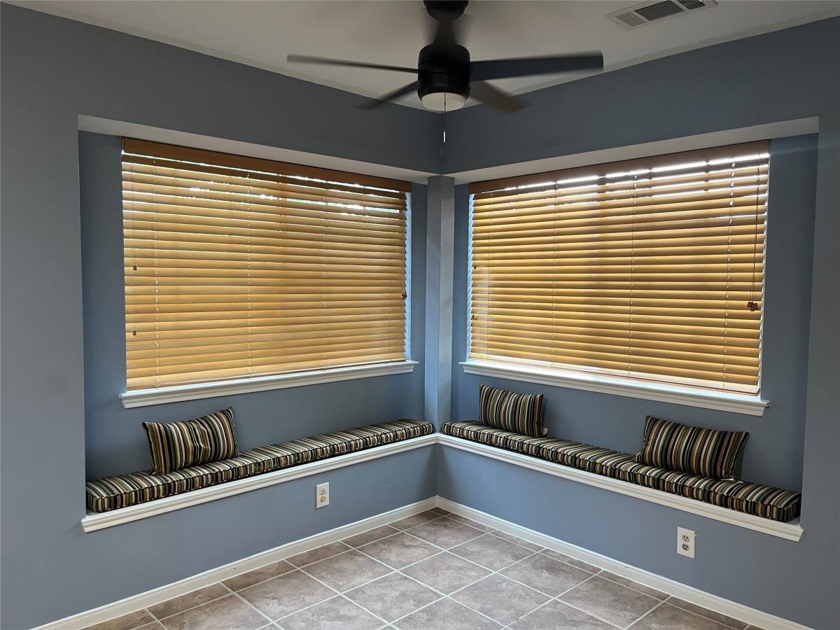 Apartment for rent at 11302 Meadowchase Dr, Houston, TX 77065