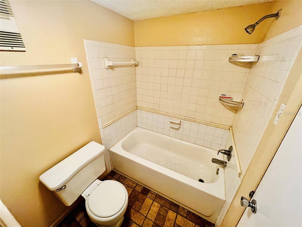 Apartment for rent at 7529 Pitch Pine Circle #7529D, Tampa, FL 33617