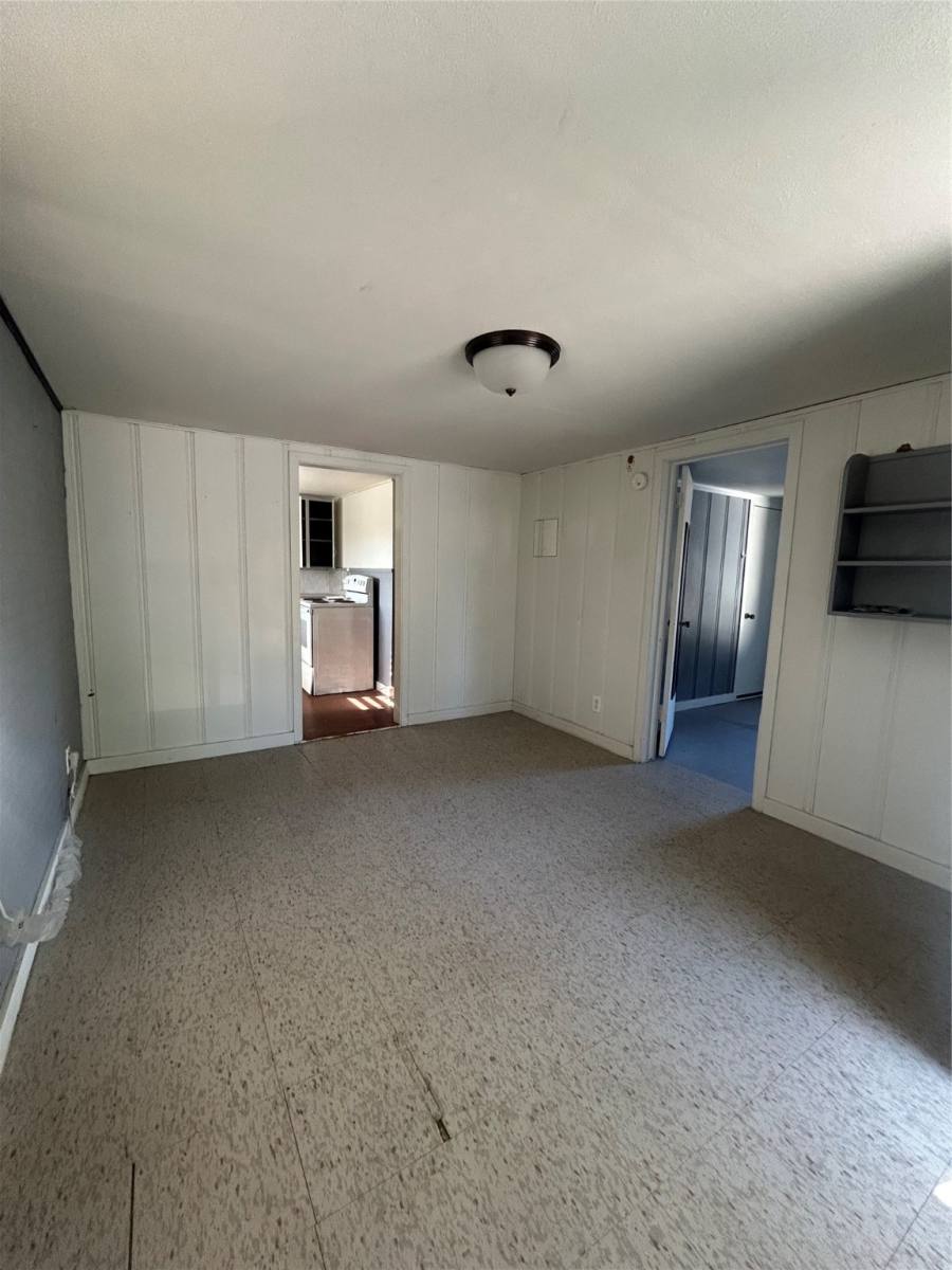 Apartment for rent at 1901 N Ave G #1, Freeport, TX 77541