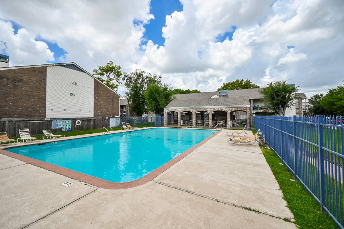 Apartment for rent at 3900 Woodchase Dr #86, Houston, TX 77042