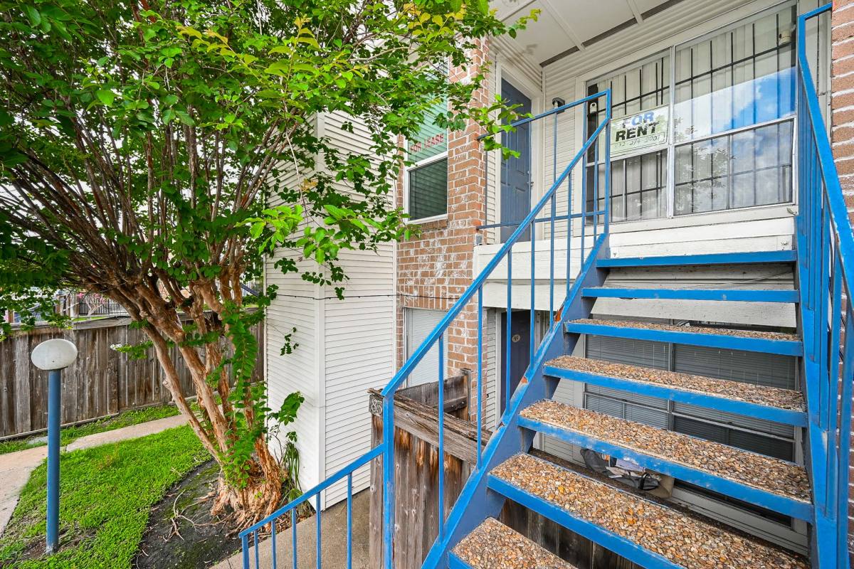 Apartment for rent at 3900 Woodchase Dr #86, Houston, TX 77042