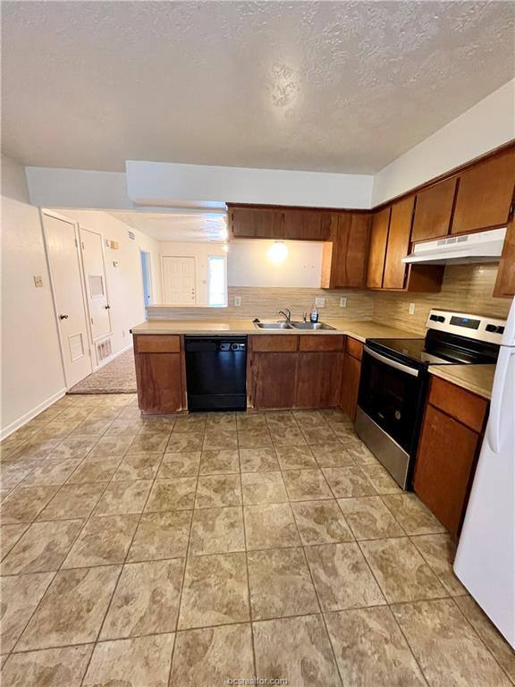 Apartment for rent at 713 Vassar Court #713C, College Station, TX 77840