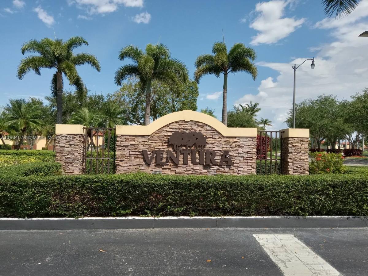 Apartment for rent at 1176 NE 32nd Ave, Homestead, FL 33033