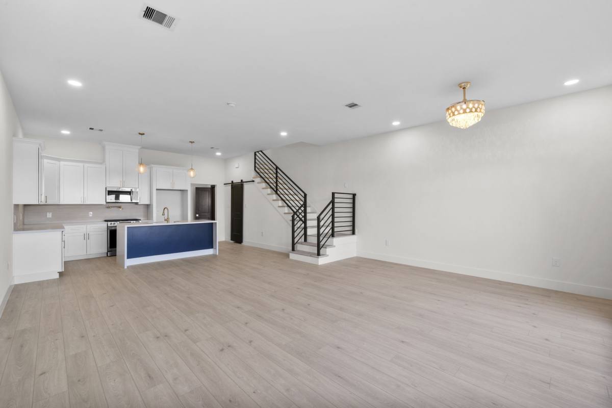 Apartment for rent at 3615 Dreyfus St, Houston, TX 77021