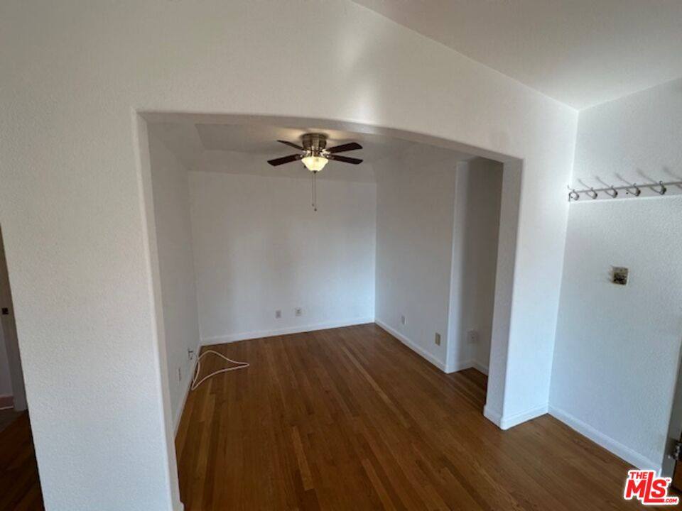 Apartment for rent at 361 S Detroit St #402, Los Angeles, CA 90036