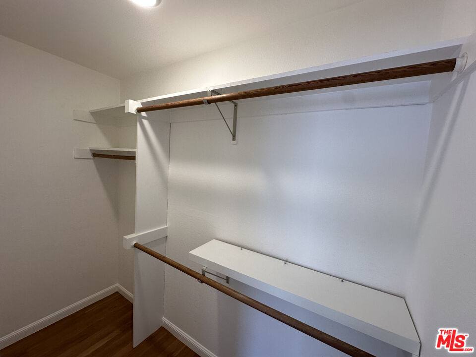 Apartment for rent at 361 S Detroit St #402, Los Angeles, CA 90036