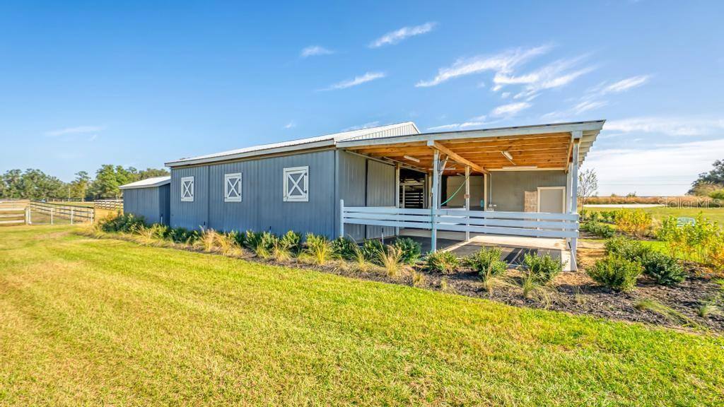 Apartment for rent at 15305 NW 112th Place Rd, Morriston, FL 32668