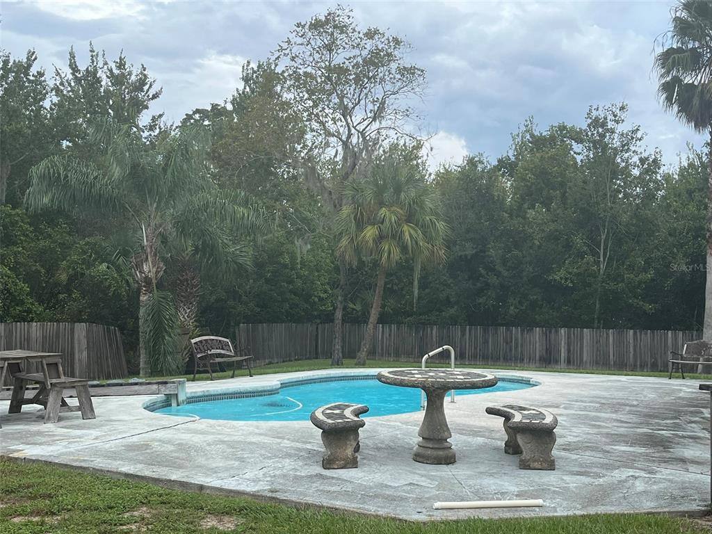 Apartment for rent at 6560 Timberlane Rd, Lake Wales, FL 33898