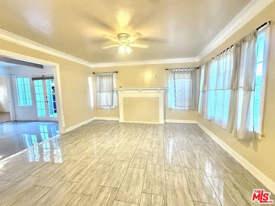 Apartment for rent at 2701 S Harcourt Ave, Los Angeles, CA 90016