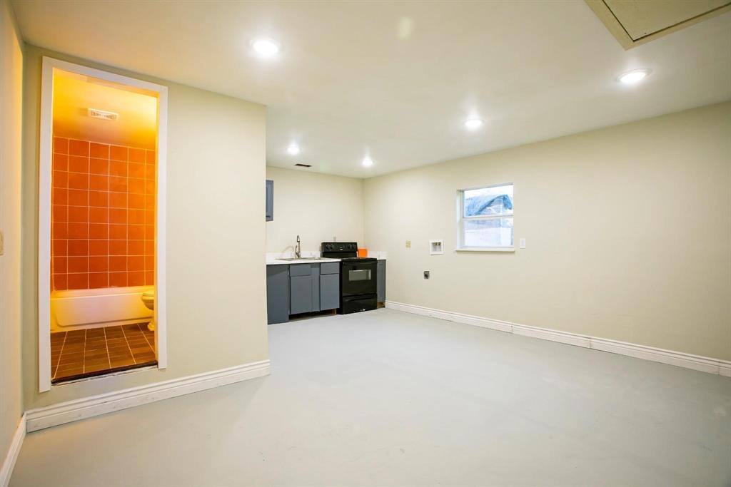 Apartment for rent at 7027 Alpha Rd #1, Dallas, TX 75240