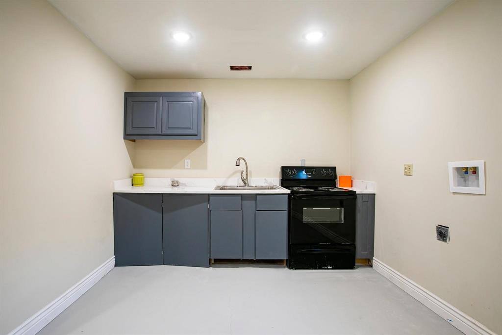 Apartment for rent at 7027 Alpha Rd #1, Dallas, TX 75240