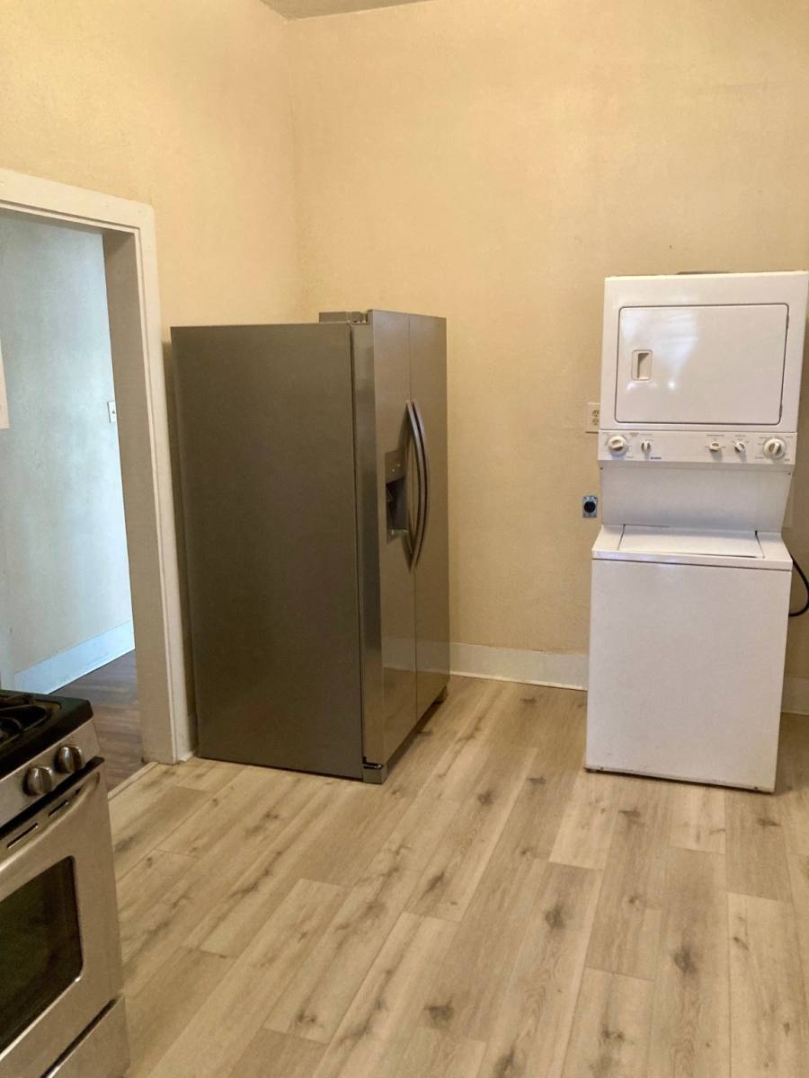 Apartment for rent at 3523 Ave L #3523FRONT, Galveston, TX 77550