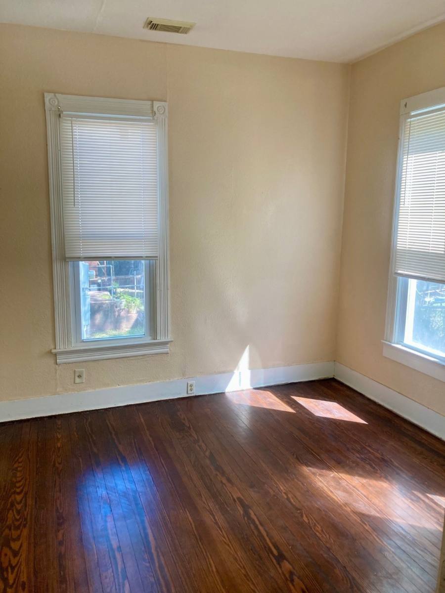Apartment for rent at 3523 Ave L #3523FRONT, Galveston, TX 77550