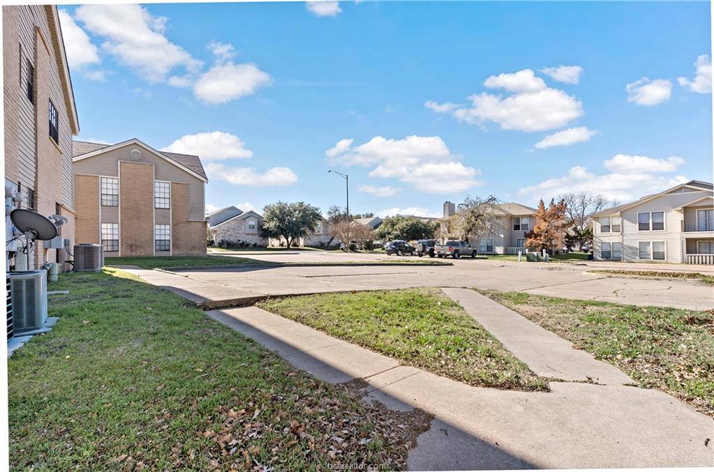 Apartment for rent at 1112 Autumn Circle #1112D, College Station, TX 77840