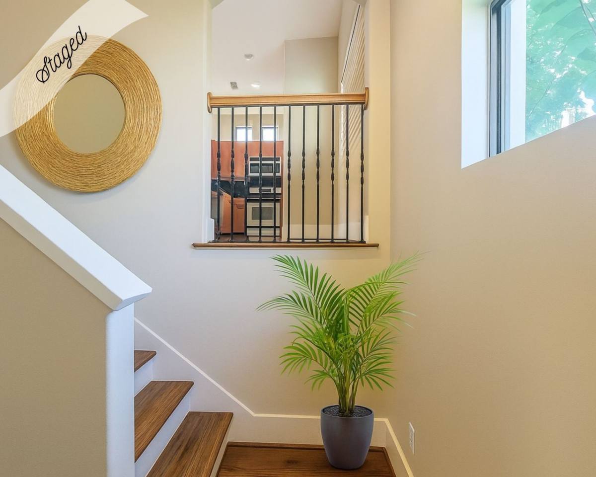 Townhouse for rent at 404 Parker St #404, Houston, TX 77007
