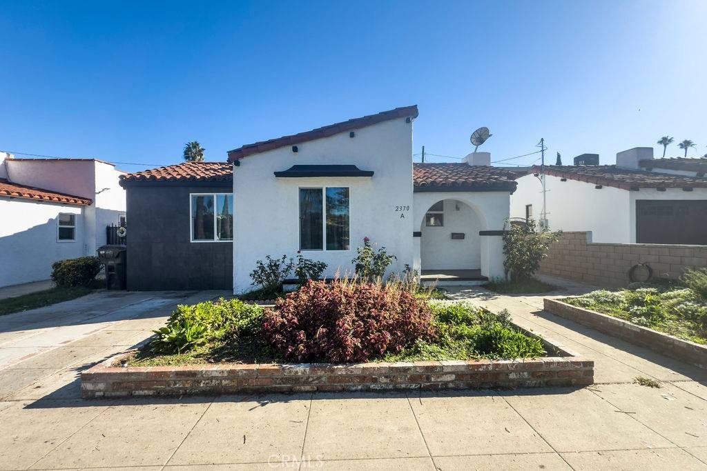 Apartment for rent at 2370 Pine Ave #2370A, Long Beach, CA 90806