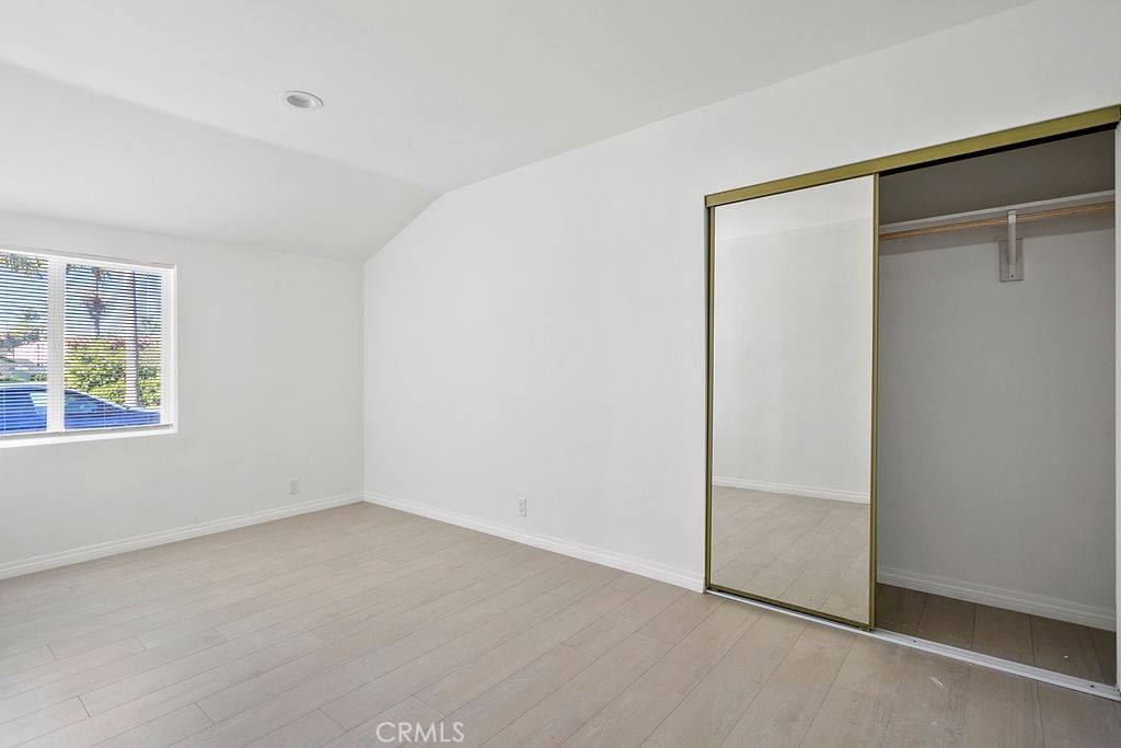 Apartment for rent at 2370 Pine Ave #2370A, Long Beach, CA 90806