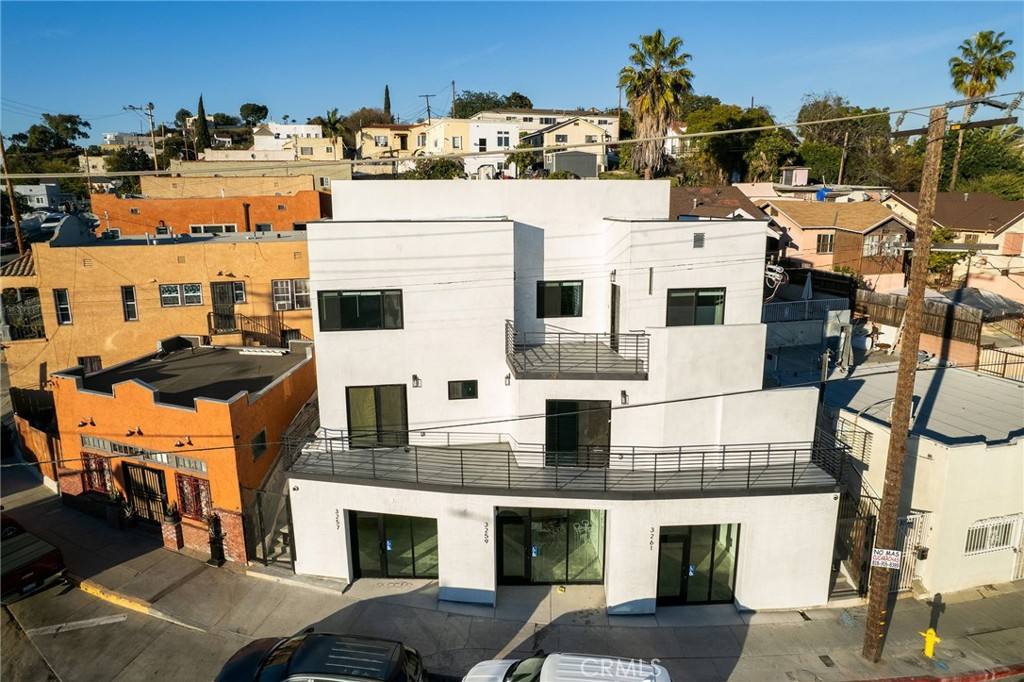Apartment for rent at 3261 City Terrace Dr #32611 4, Los Angeles, CA 90063
