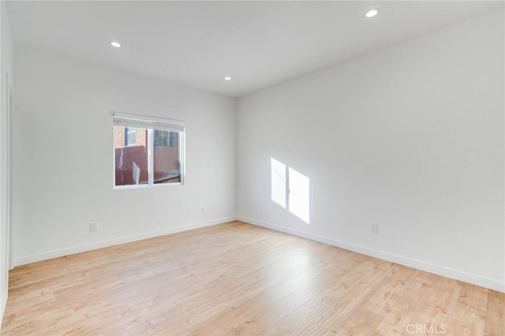 Apartment for rent at 3261 City Terrace Dr #32611 4, Los Angeles, CA 90063