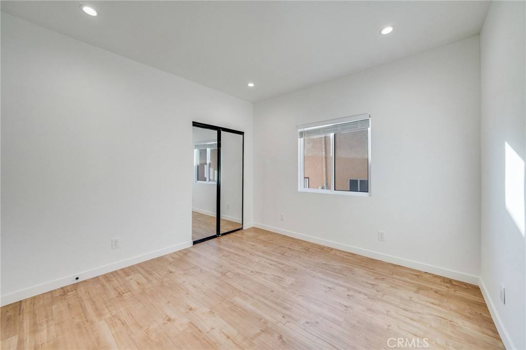 Apartment for rent at 3261 City Terrace Dr #32611 4, Los Angeles, CA 90063