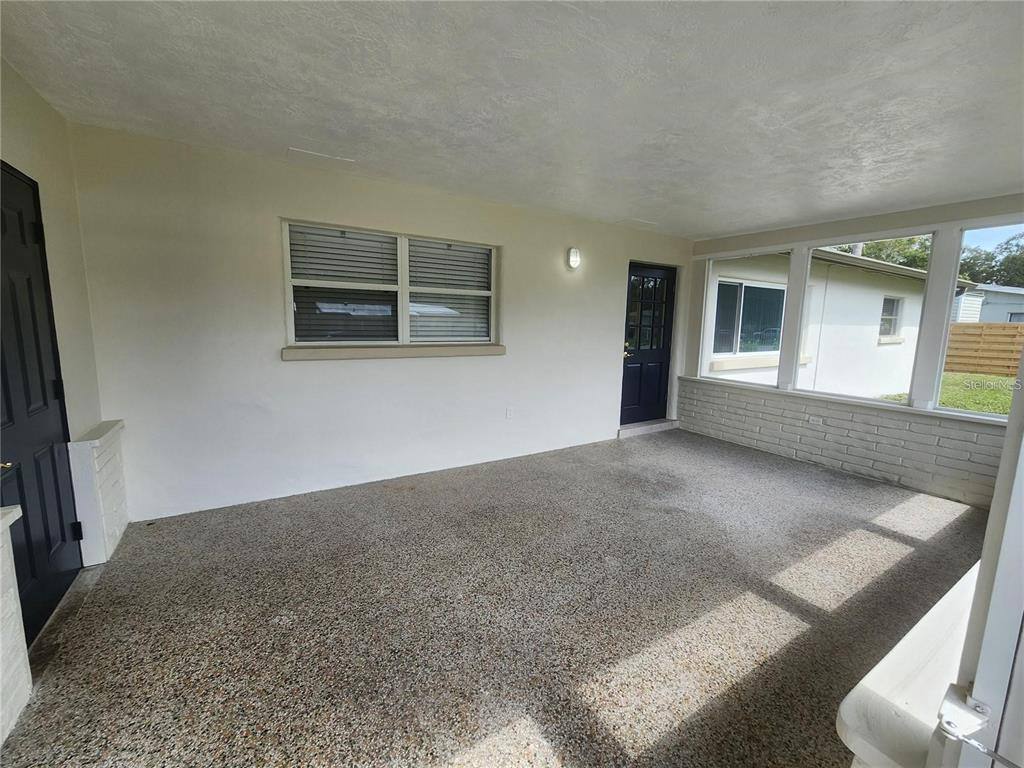 Apartment for rent at 109 21st St NE #109, Bradenton, FL 34208