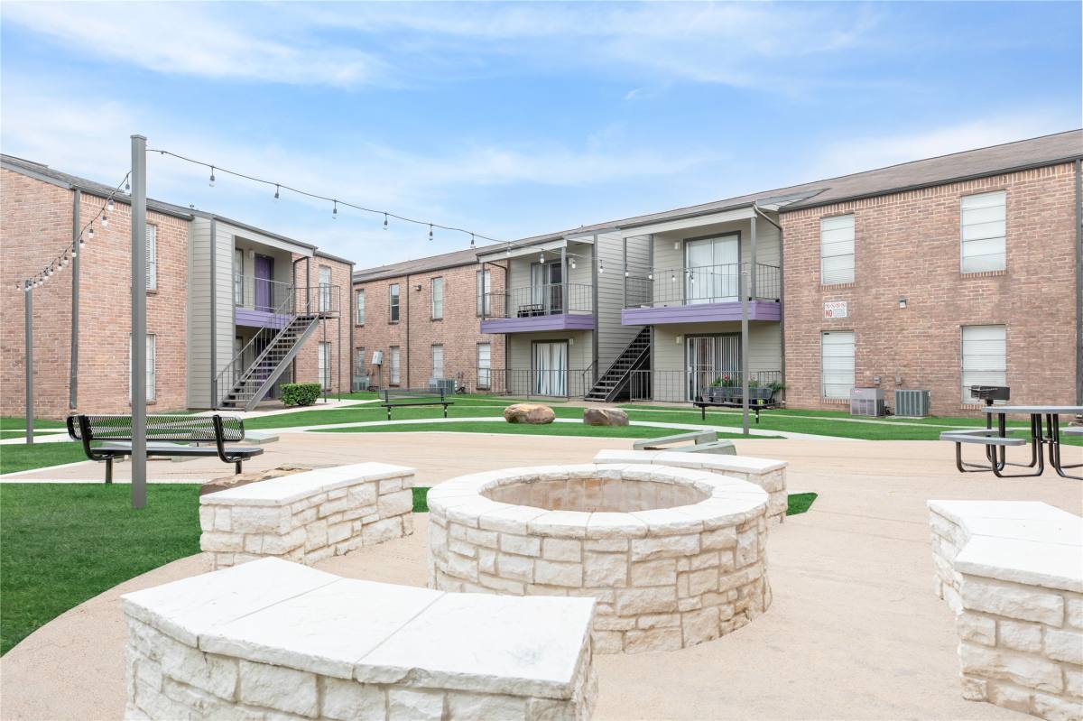 Apartment for rent at 13949 Bammel N Houston Rd #333, Houston, TX 77066