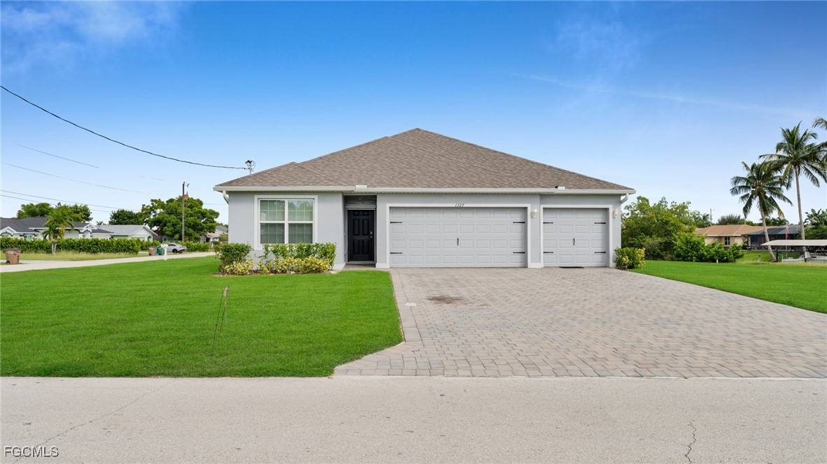 Apartment for rent at 1327 SE 16th Place, Cape Coral, FL 33990