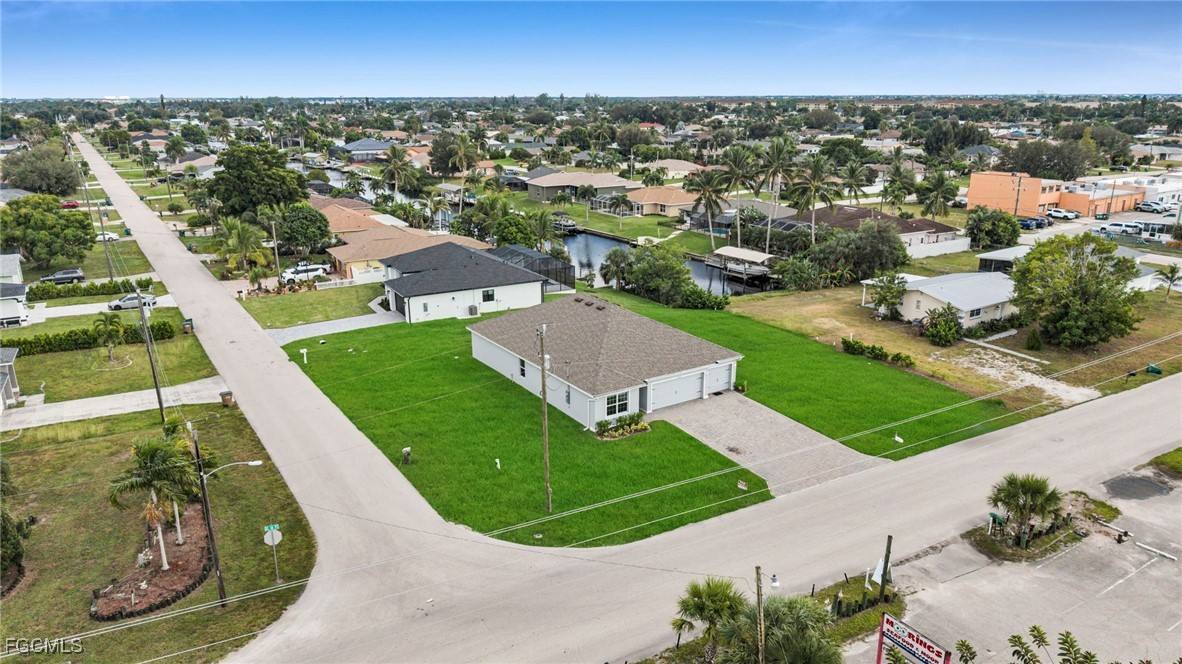 Apartment for rent at 1327 SE 16th Place, Cape Coral, FL 33990