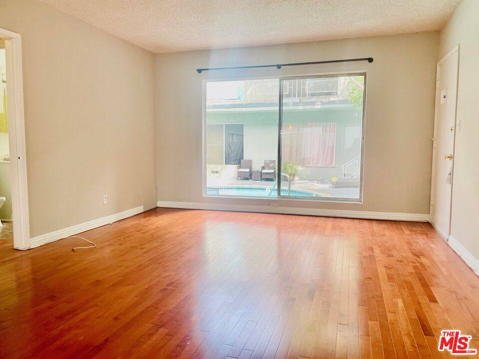 Apartment for rent at 941 N San Vicente Blvd #941-2, West Hollywood, CA 90069
