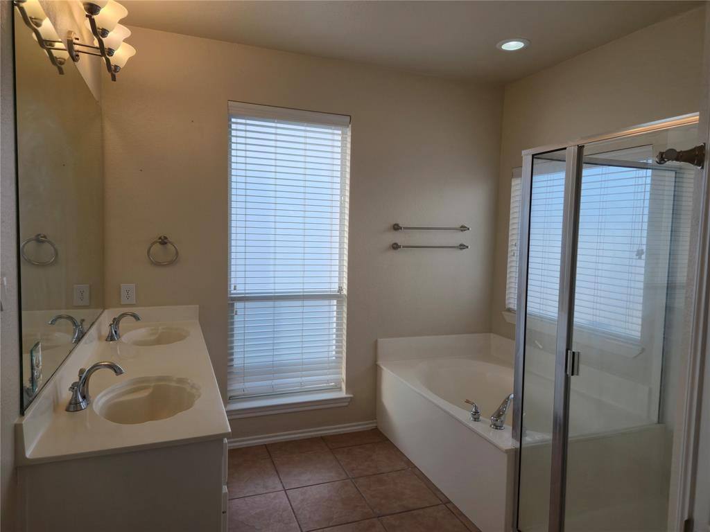 Apartment for rent at 624 Caravan Dr #624, Fort Worth, TX 76131