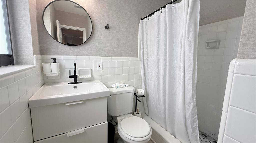 Apartment for rent at 433 NW 15th Way #433, Fort Lauderdale, FL 33311