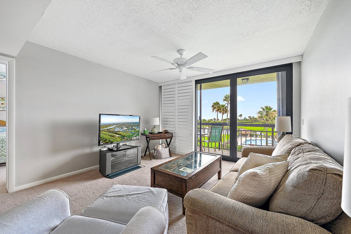 Condo for rent at 301 S Seas Dr #305, Jupiter, FL 33477