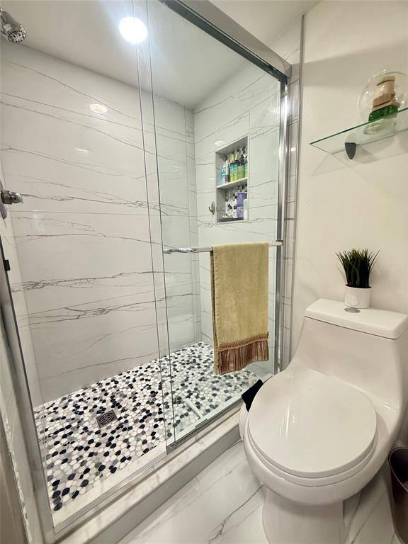 Apartment for rent at 4640 Lucerne Lakes Blvd W #402, Lake Worth, FL 33467