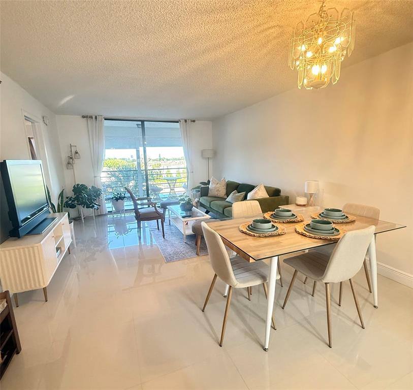 Apartment for rent at 4640 Lucerne Lakes Blvd W #402, Lake Worth, FL 33467
