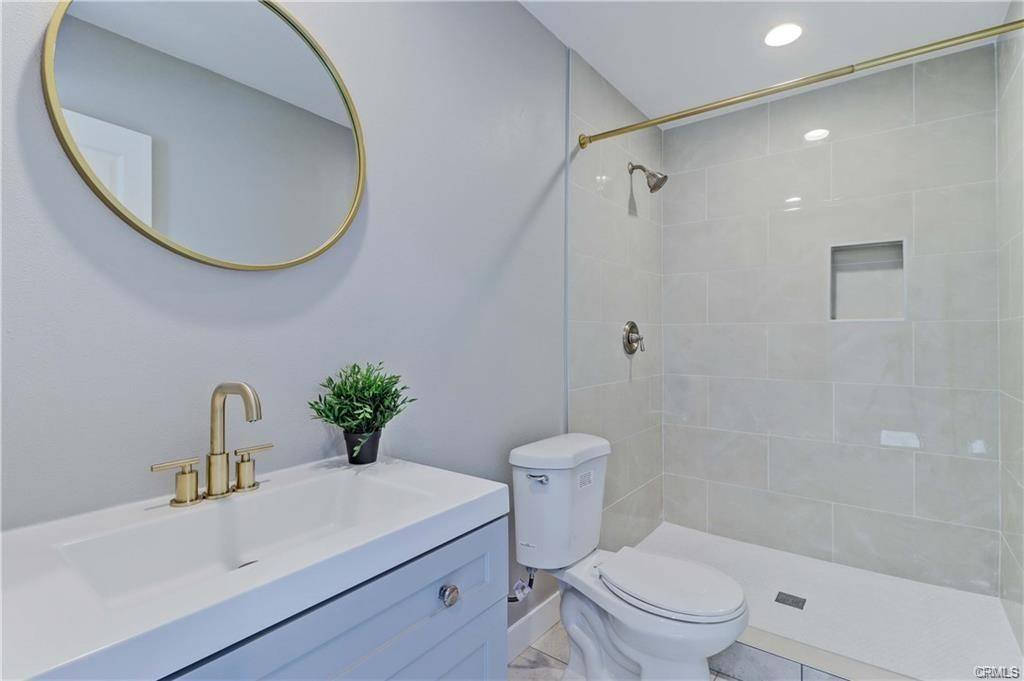Apartment for rent at 409 Olive St #409B, Placentia, CA 92870
