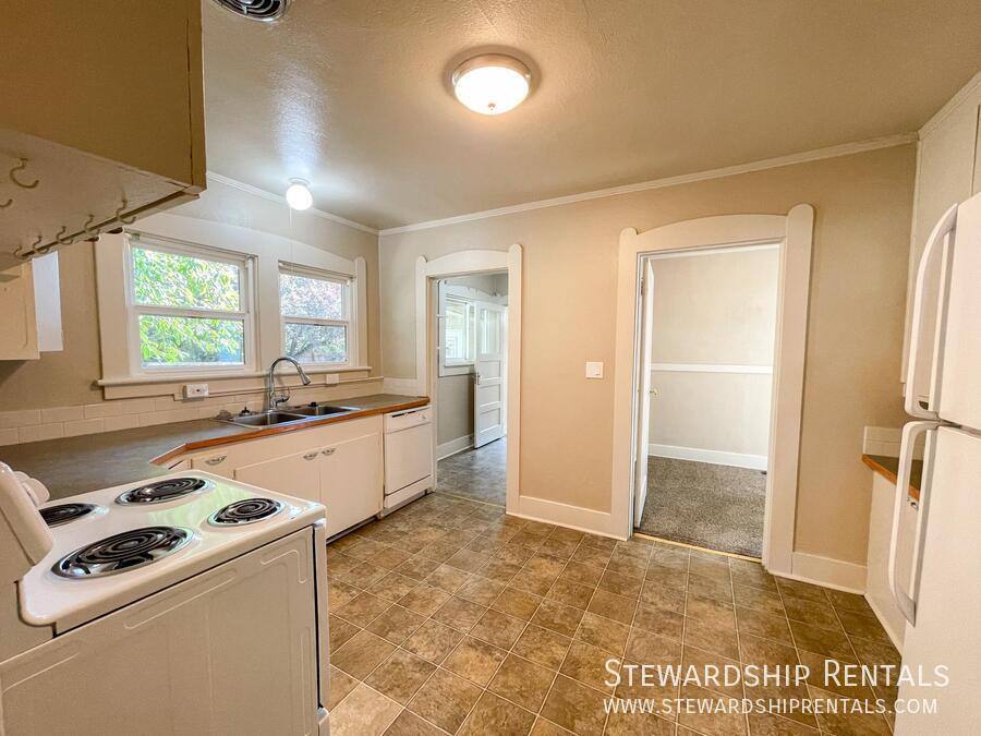 House for rent at 1745 Olive St, Eugene, OR 97401