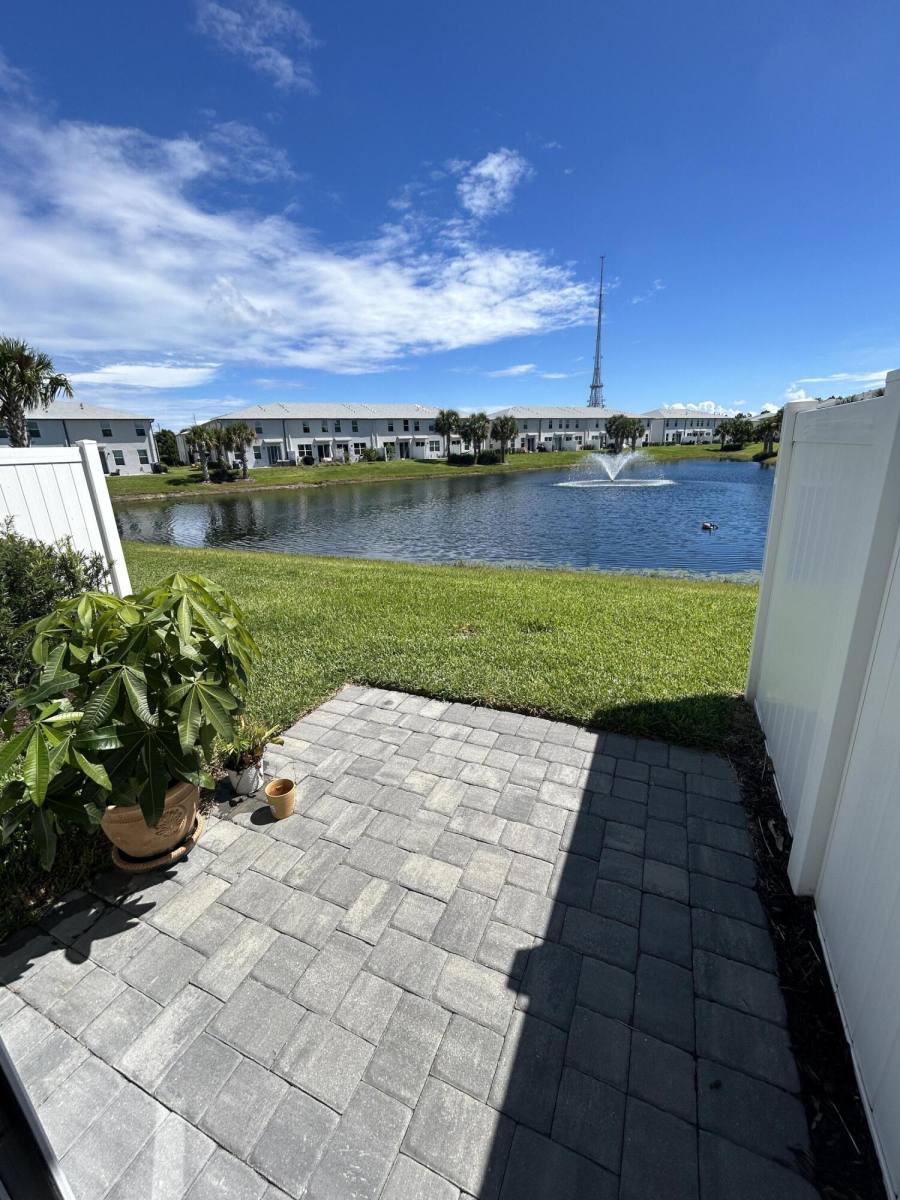 Apartment for rent at 5630 Enclave Dr, West Palm Beach, FL 33407