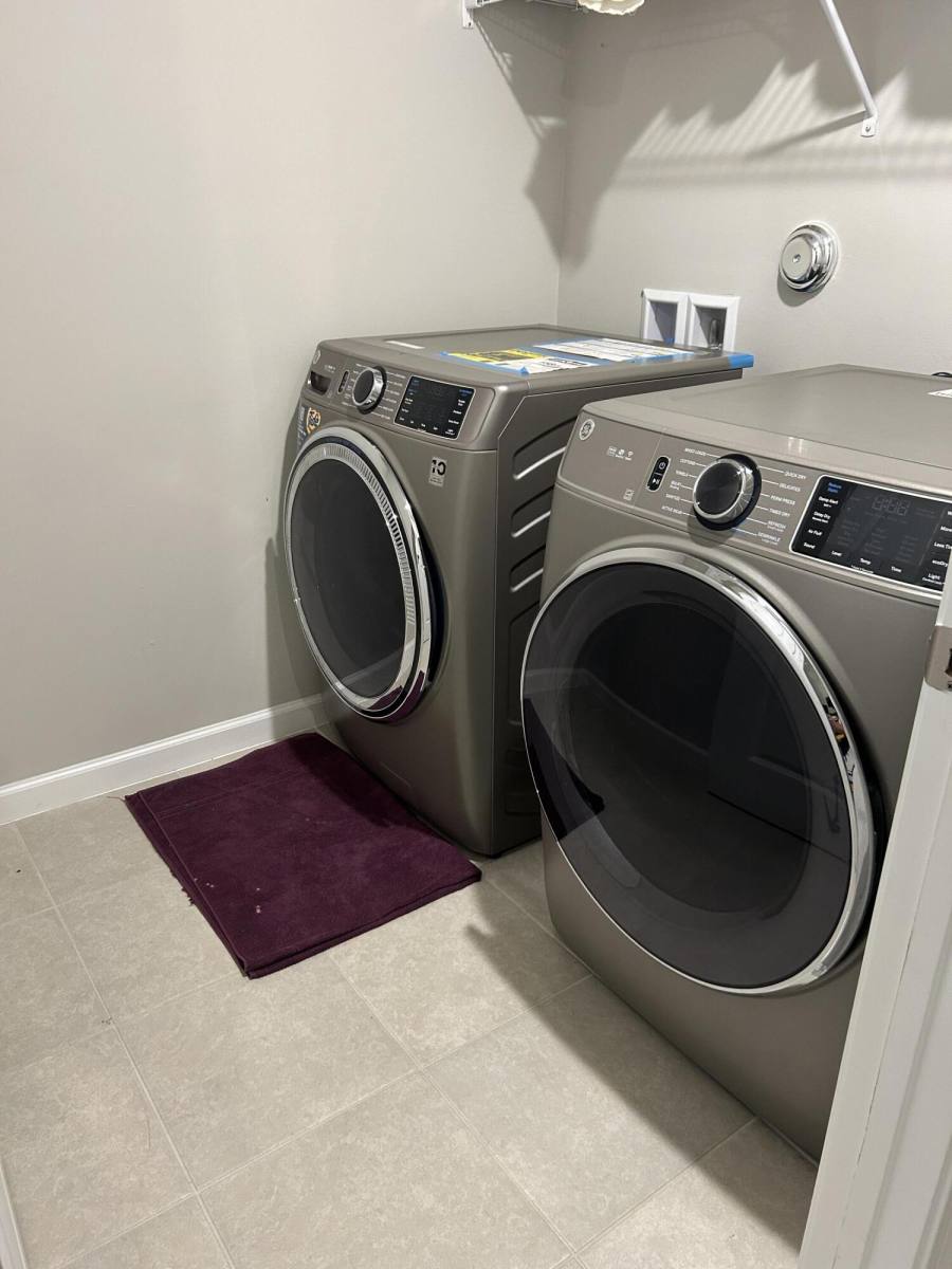 Apartment for rent at 5630 Enclave Dr, West Palm Beach, FL 33407