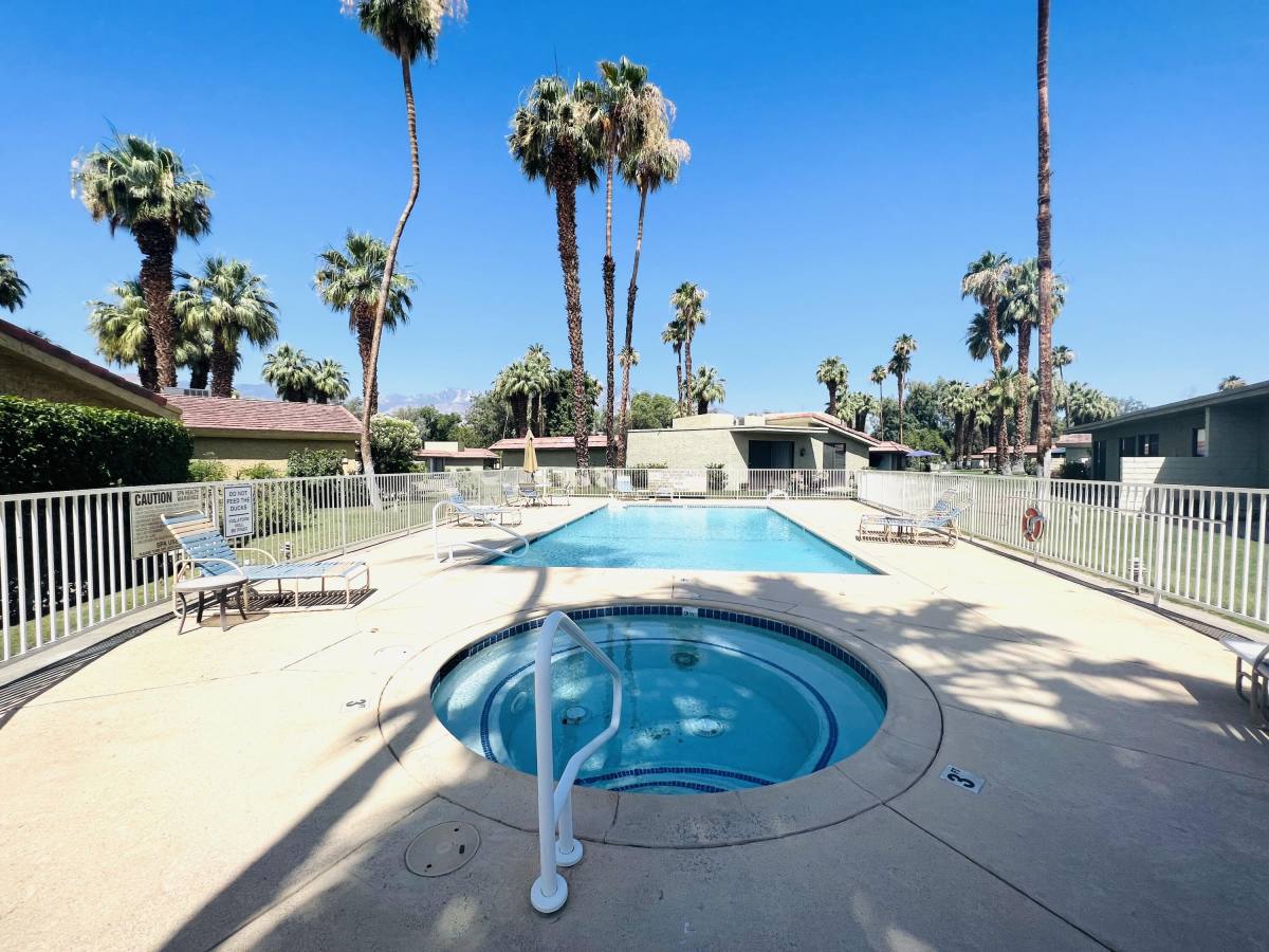 Condo for rent at 35615 Paseo Circulo E, Cathedral City, CA 92234
