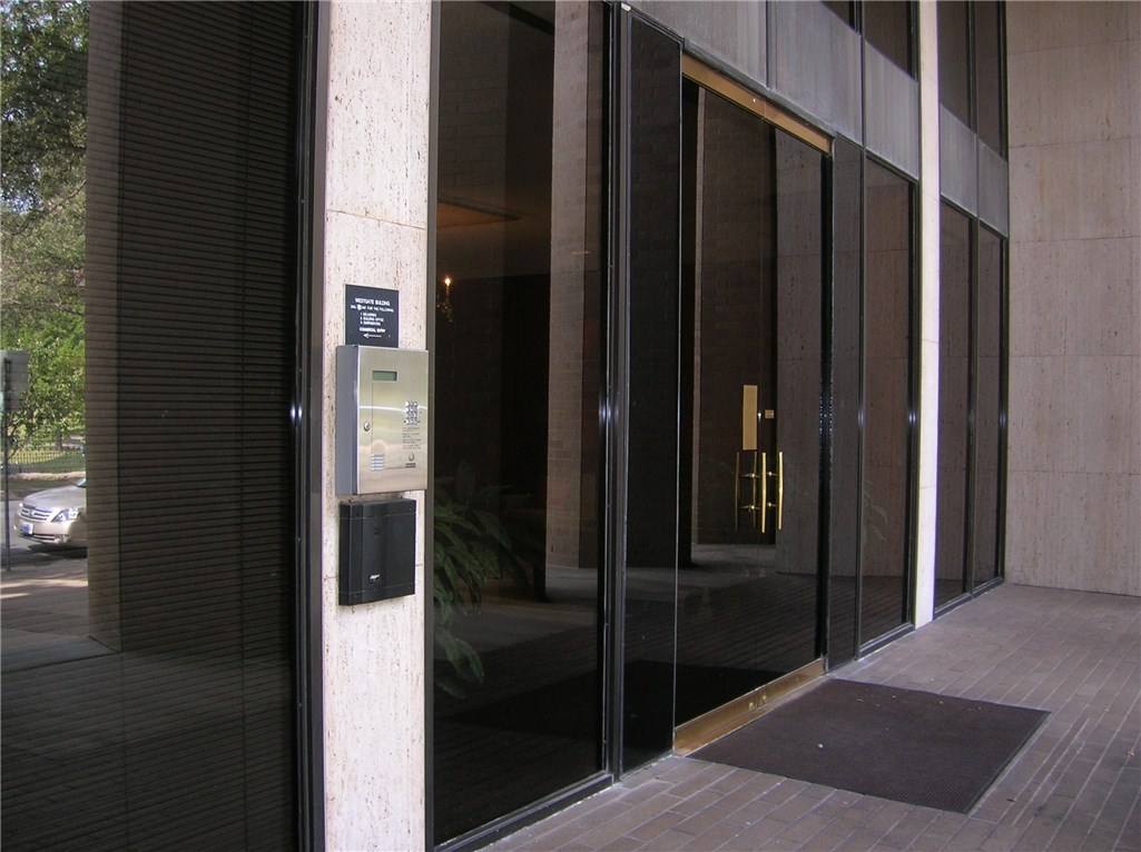Apartment for rent at 1122 Colorado St #1101, Austin, TX 78701