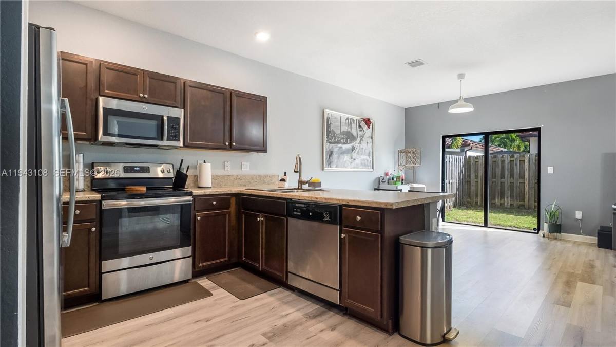 Townhouse for rent at 141 SE 34th Terrace #141, Homestead, FL 33033