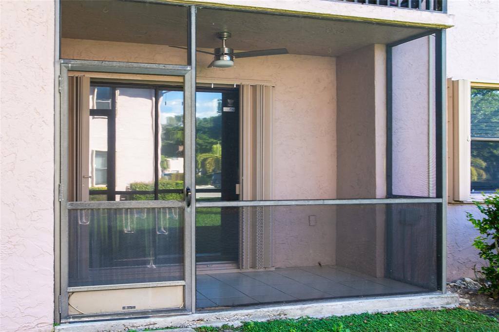Apartment for rent at 10557 NW 10th St #101, Hollywood, FL 33026