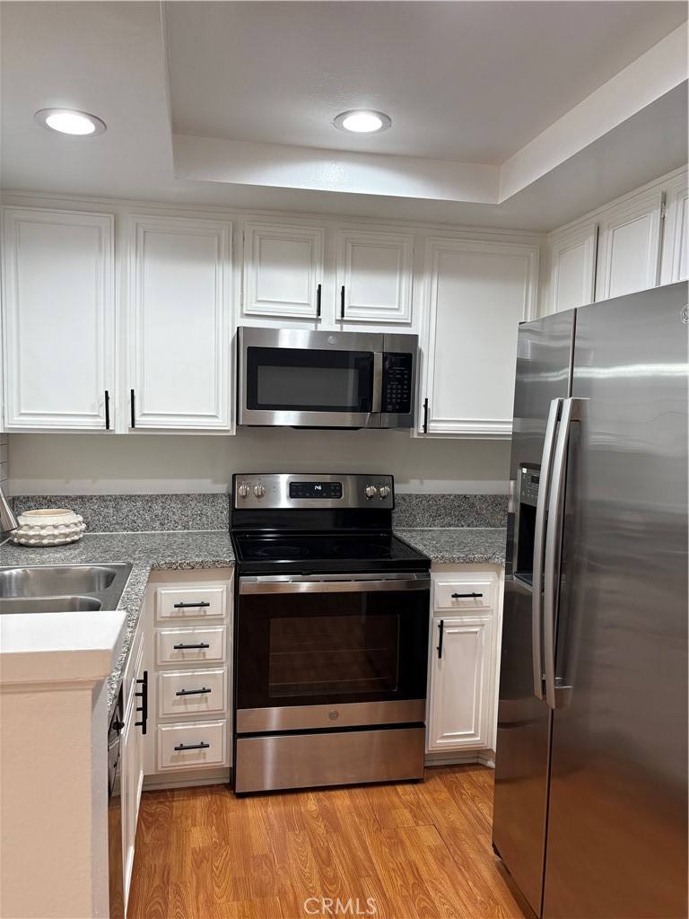 Condo for rent at 22100 Burbank Blvd #22100106A, Woodland Hills, CA 91367