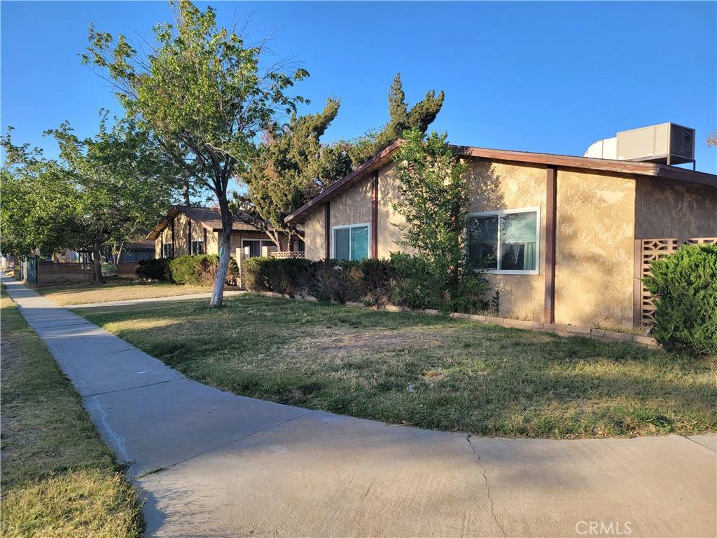 Apartment for rent at 45100 Spearman Ave, Lancaster, CA 93534