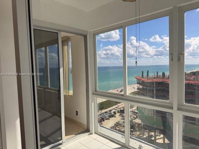 Apartment for rent at 5401 Collins Ave #1512, Miami Beach, FL 33140