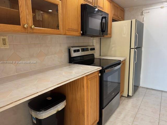 Apartment for rent at 5401 Collins Ave #1512, Miami Beach, FL 33140